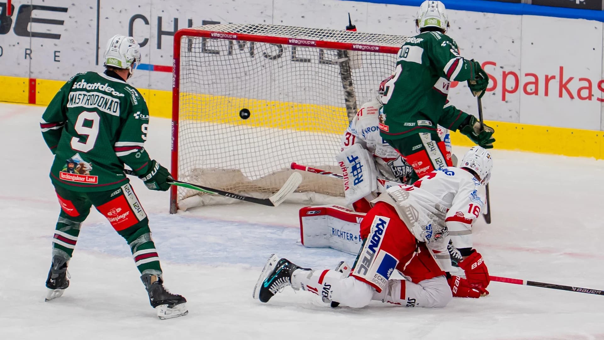 Souveräner 4:1-Heimsieg gegen Regensburg